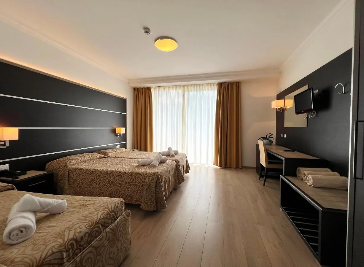 Hotel Village Bazzanega - Montagnoli Group Tremosine