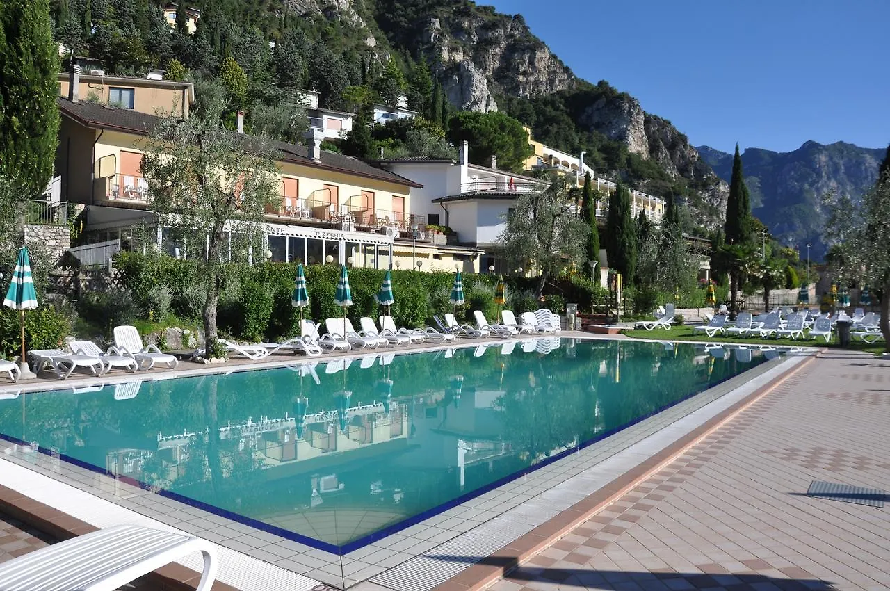 Village Bazzanega - Montagnoli Group Tremosine 3*,
