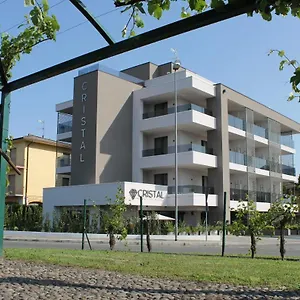3* فندق Cristal