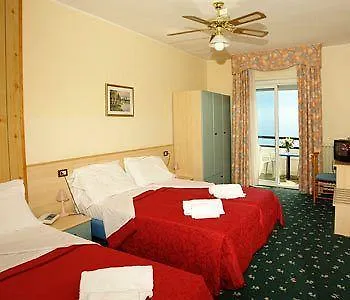 *** Hotel Village Bazzanega - Montagnoli Group Tremosine Italy
