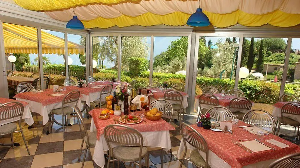 Village Bazzanega - Montagnoli Group Tremosine Hotel