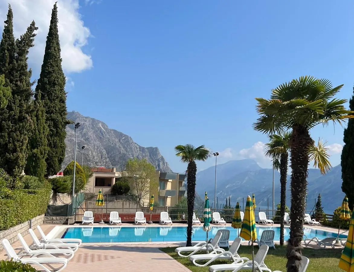 فندق Village Bazzanega - Montagnoli Group Tremosine