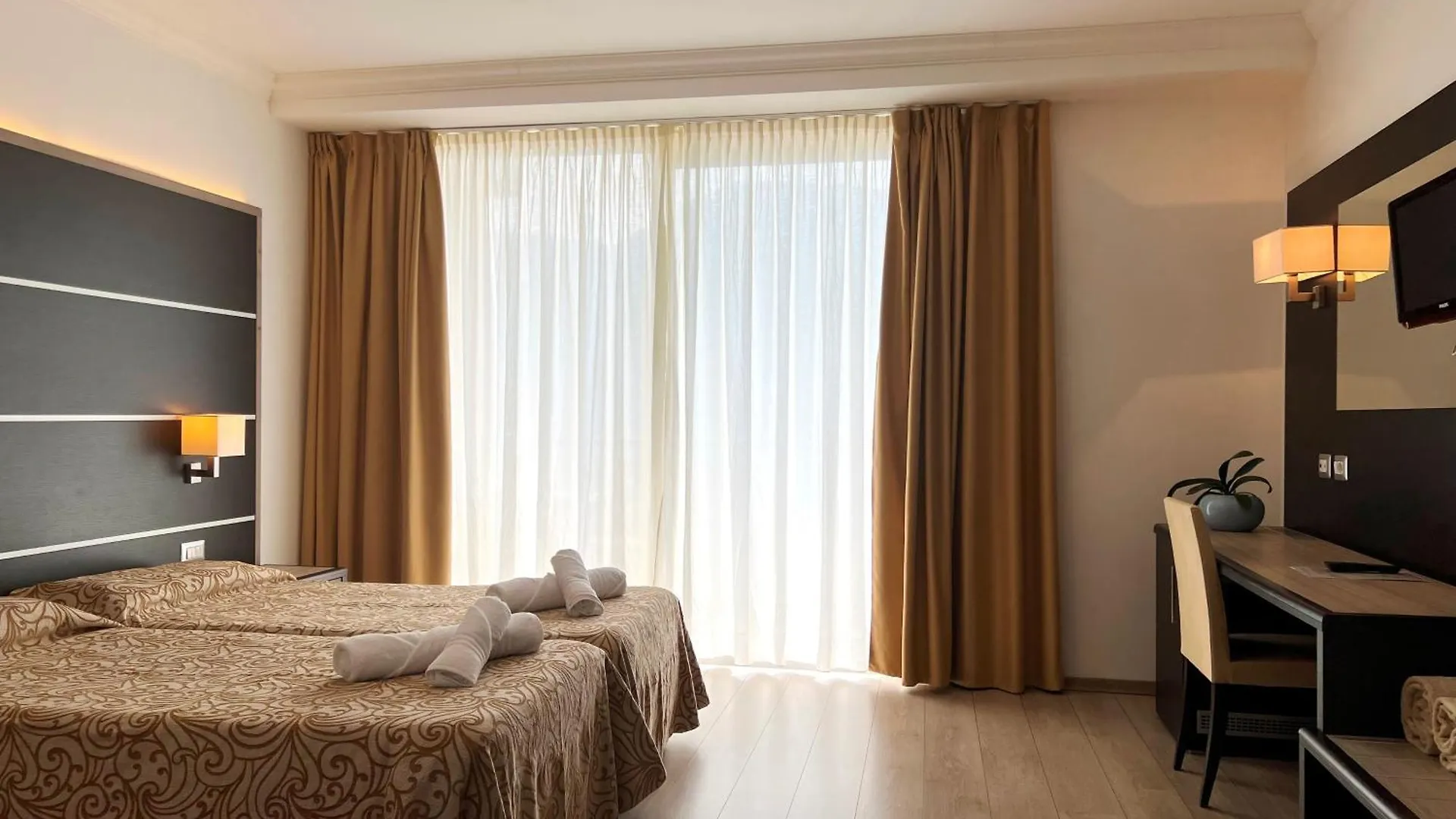 فندق Village Bazzanega - Montagnoli Group Tremosine
