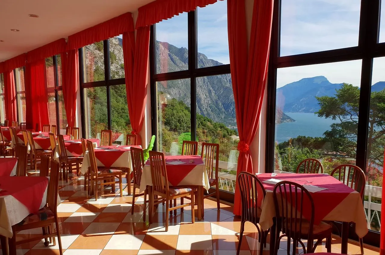 فندق Village Bazzanega - Montagnoli Group Tremosine