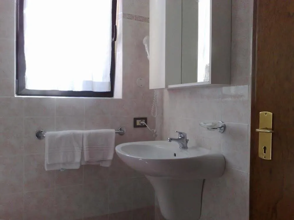 Village Bazzanega - Montagnoli Group Tremosine إيطاليا