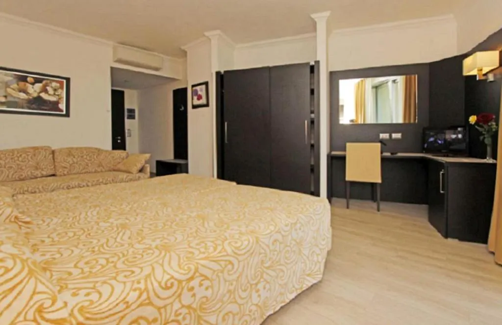 فندق Village Bazzanega - Montagnoli Group Tremosine